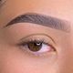 Diseño y perfilado de cejas