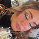 Make-up met steentjes 